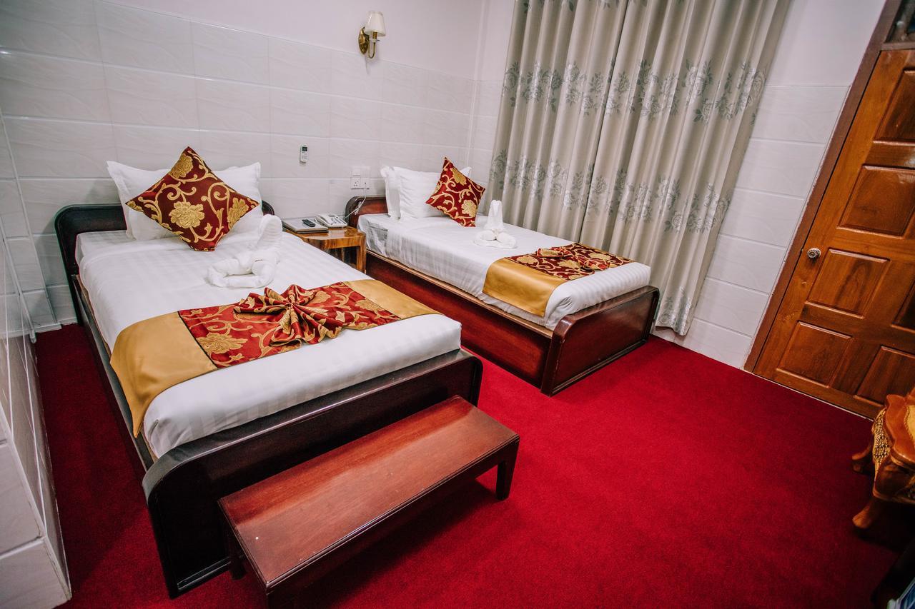 Amber Palace Hotel Myitkyinā 외부 사진